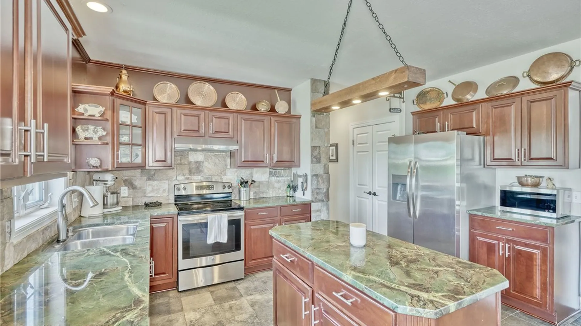 Property at 7272 Montgomery Lane, Victor, NY 14564 25