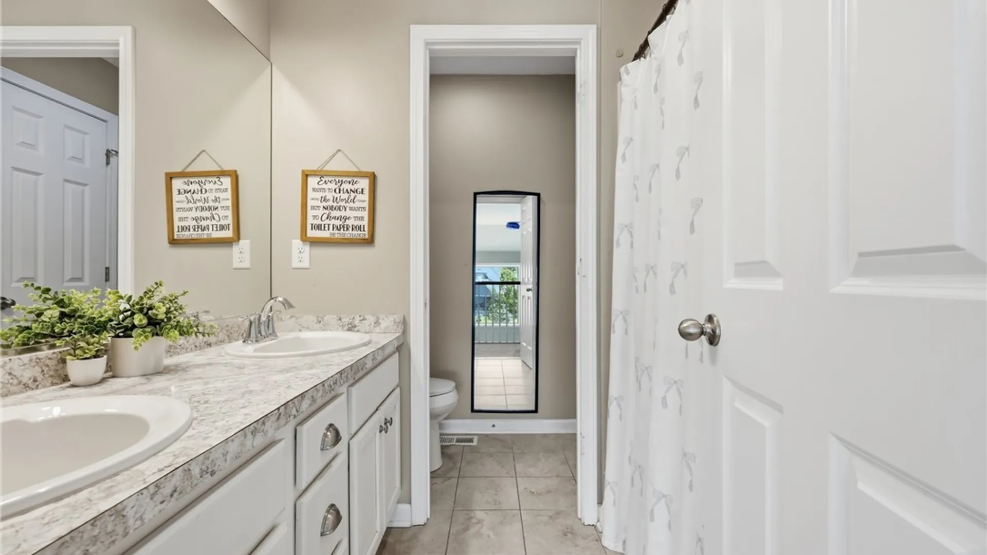Property at 14 Silent Meadow Lane, Lancaster, NY 14086 39