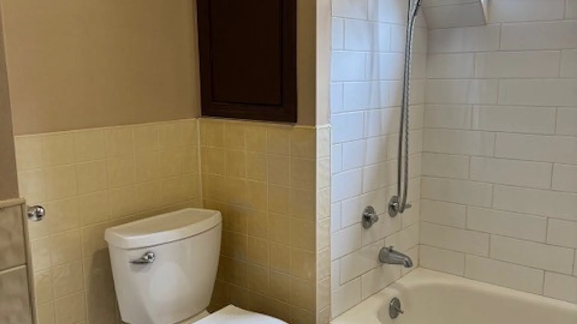 Property at 34 Princeton Place, Buffalo, NY 14210 11