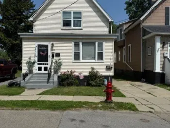 Property at 34 Princeton Place, Buffalo, NY 14210