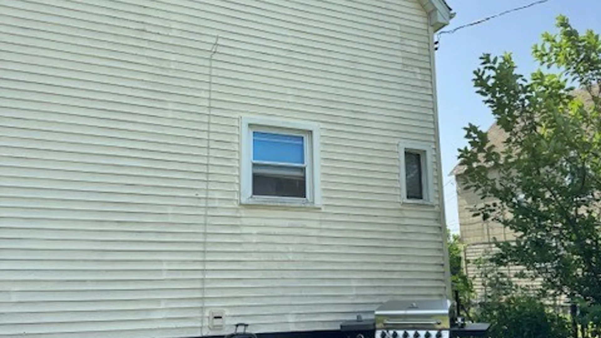 Property at 34 Princeton Place, Buffalo, NY 14210 4