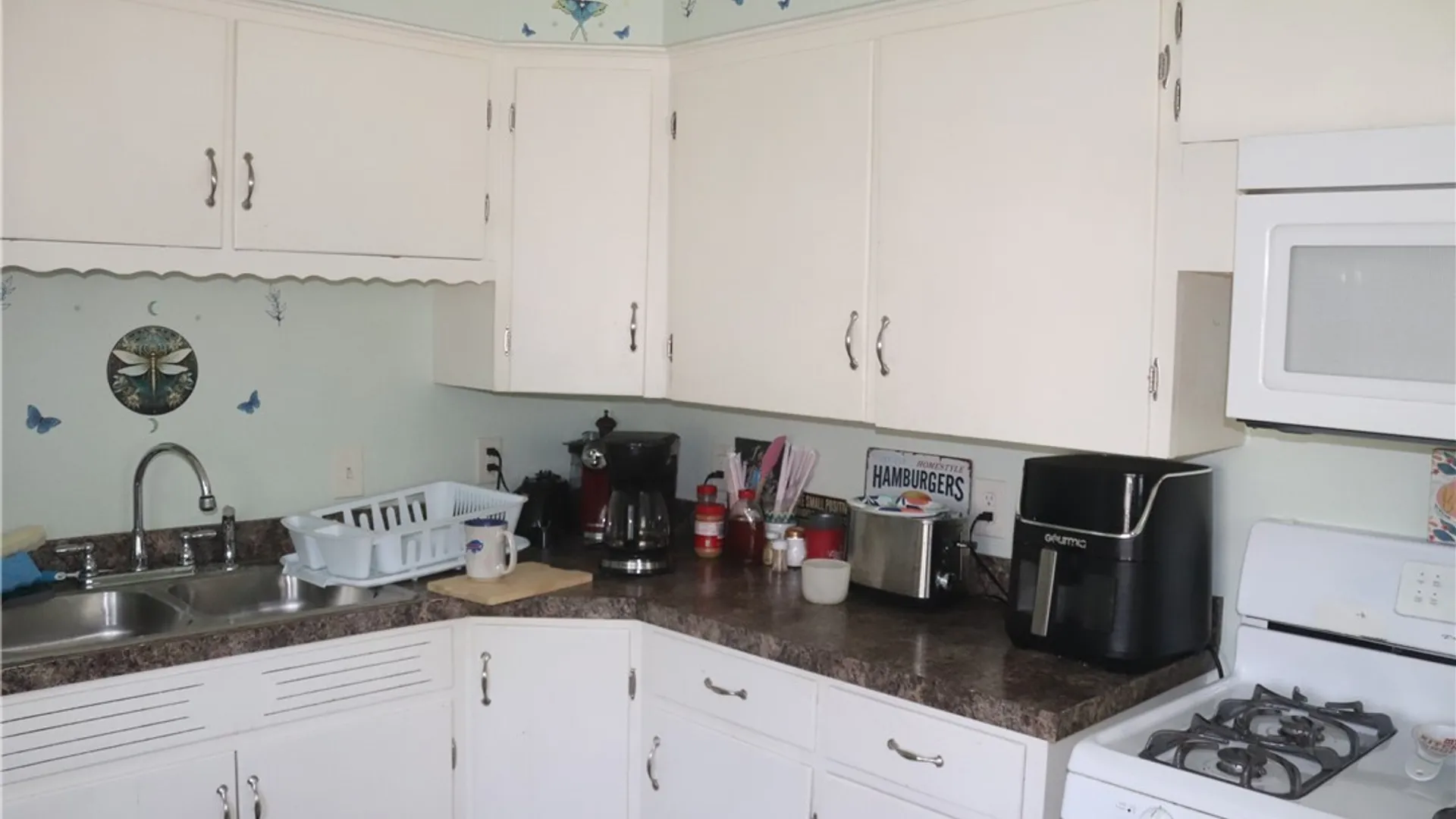 Property at 305 Burch Avenue, West Seneca, NY 14210 3