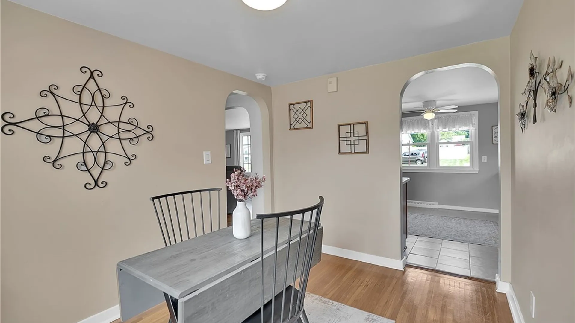Property at 21 Peinkofer Drive, Cheektowaga, NY 14225 15