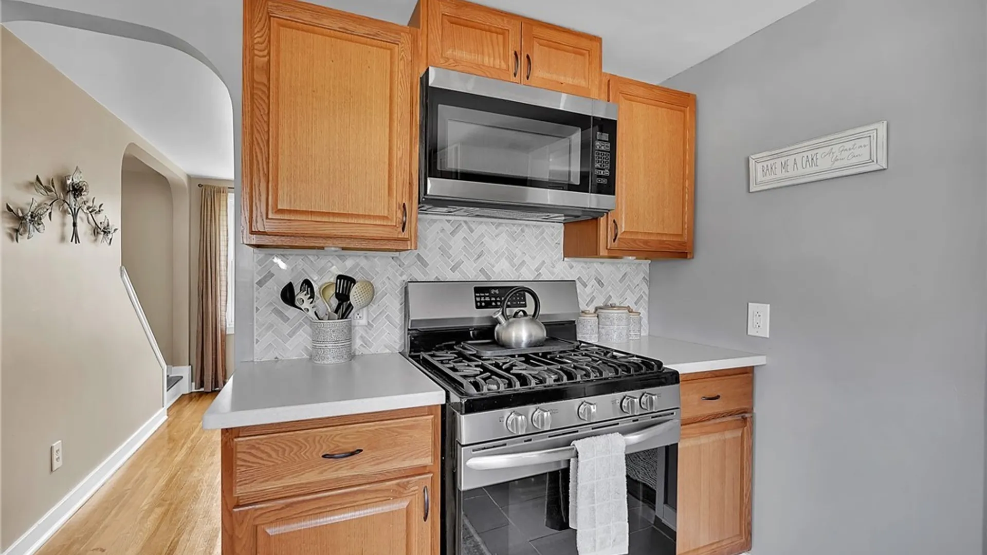 Property at 21 Peinkofer Drive, Cheektowaga, NY 14225 9