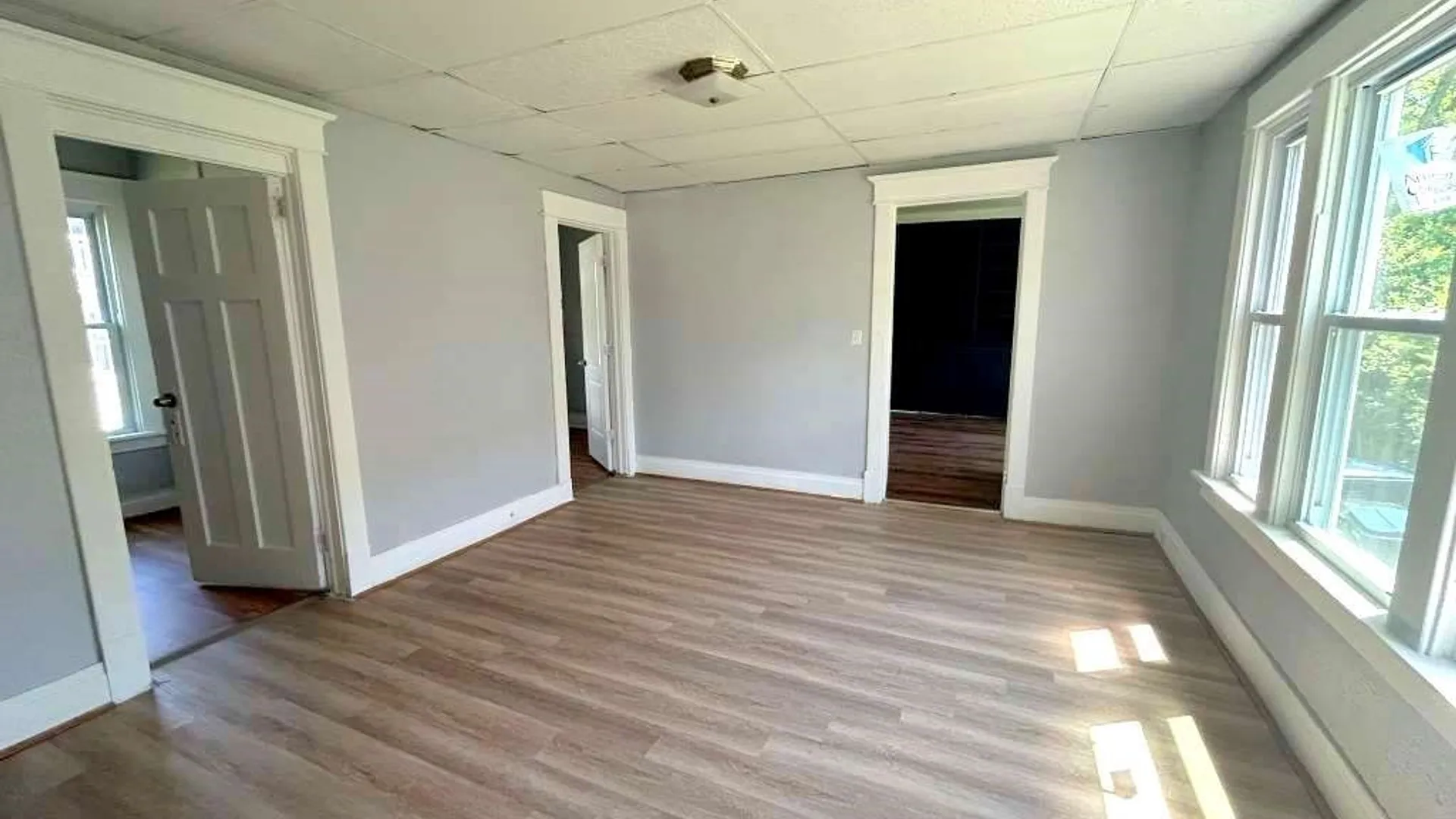Property at 37 Fox Street, Buffalo, NY 14212 15
