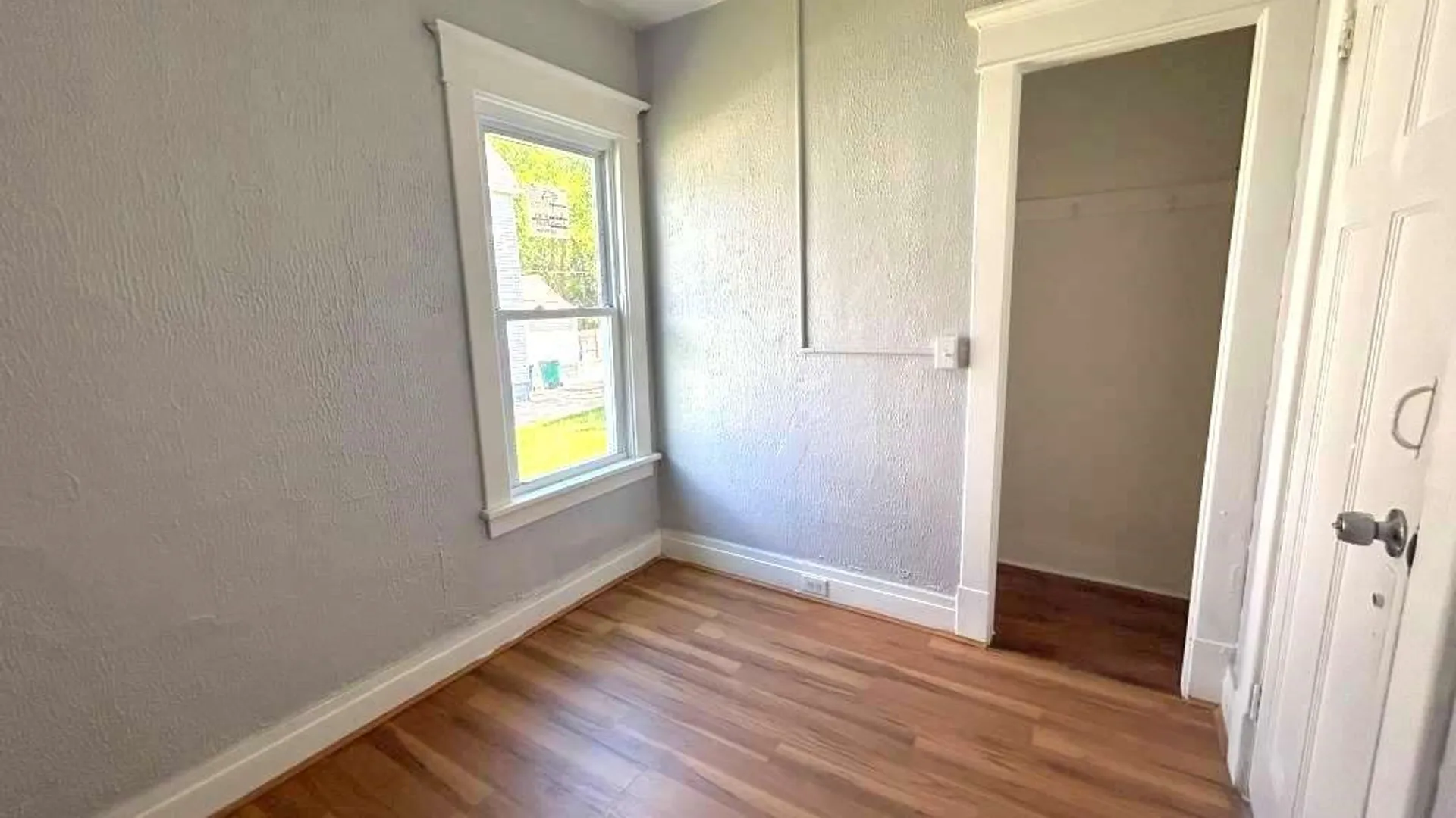 Property at 37 Fox Street, Buffalo, NY 14212 16