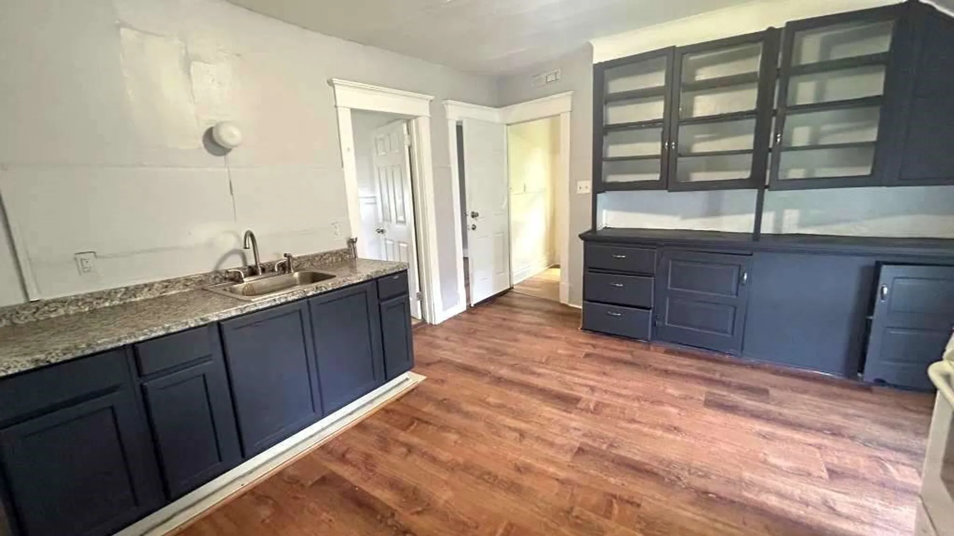 Property at 37 Fox Street, Buffalo, NY 14212 28