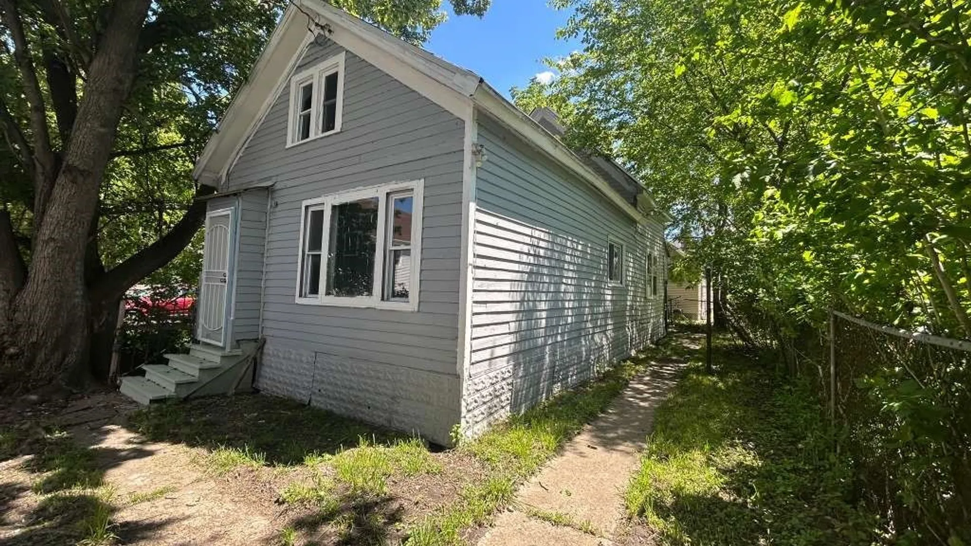 Property at 37 Fox Street, Buffalo, NY 14212 5