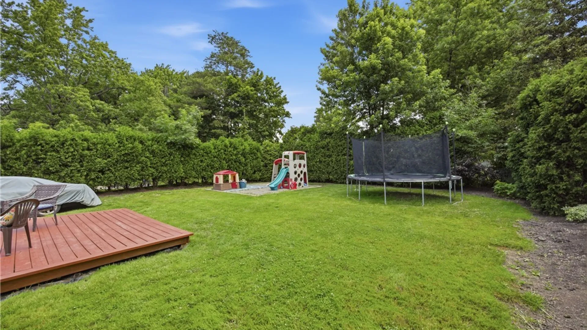 Property at 5051 Bradley Lane, Hamburg, NY 14075 40