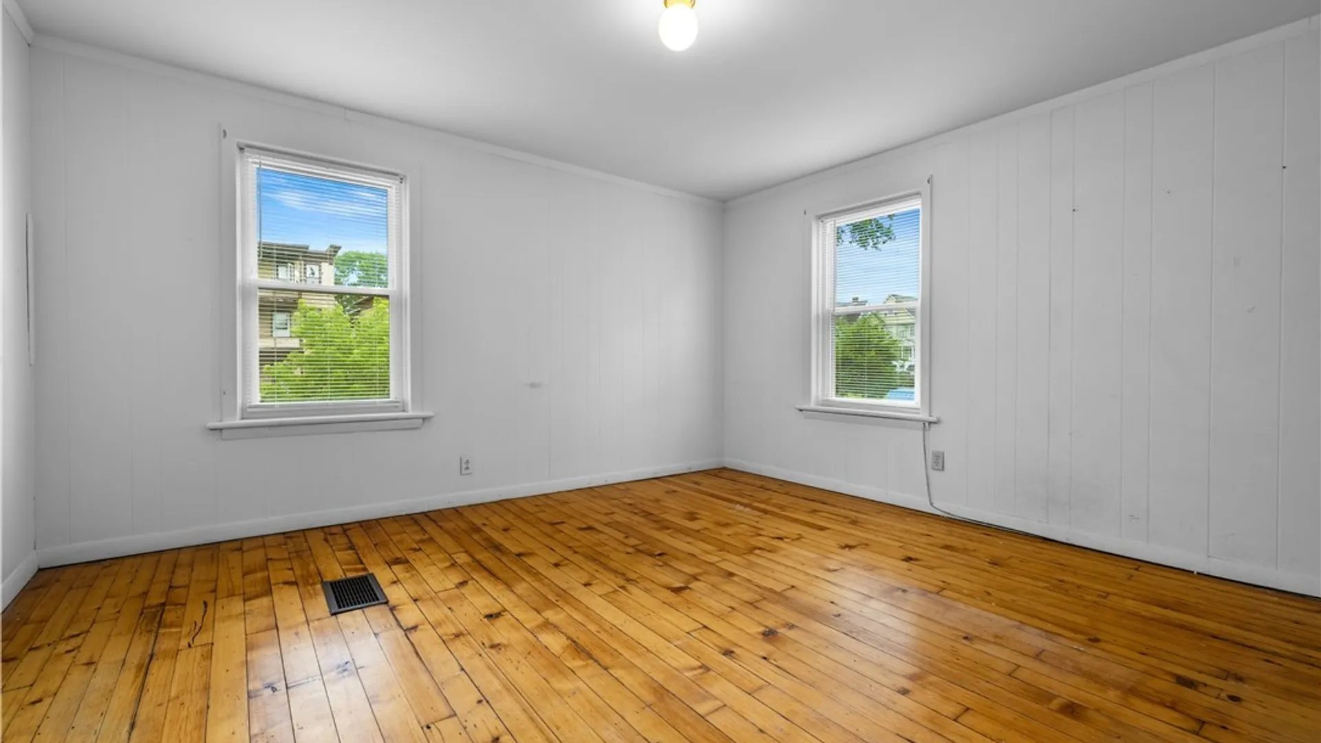 Property at 913 Kellogg Avenue, Utica, NY 13502 23