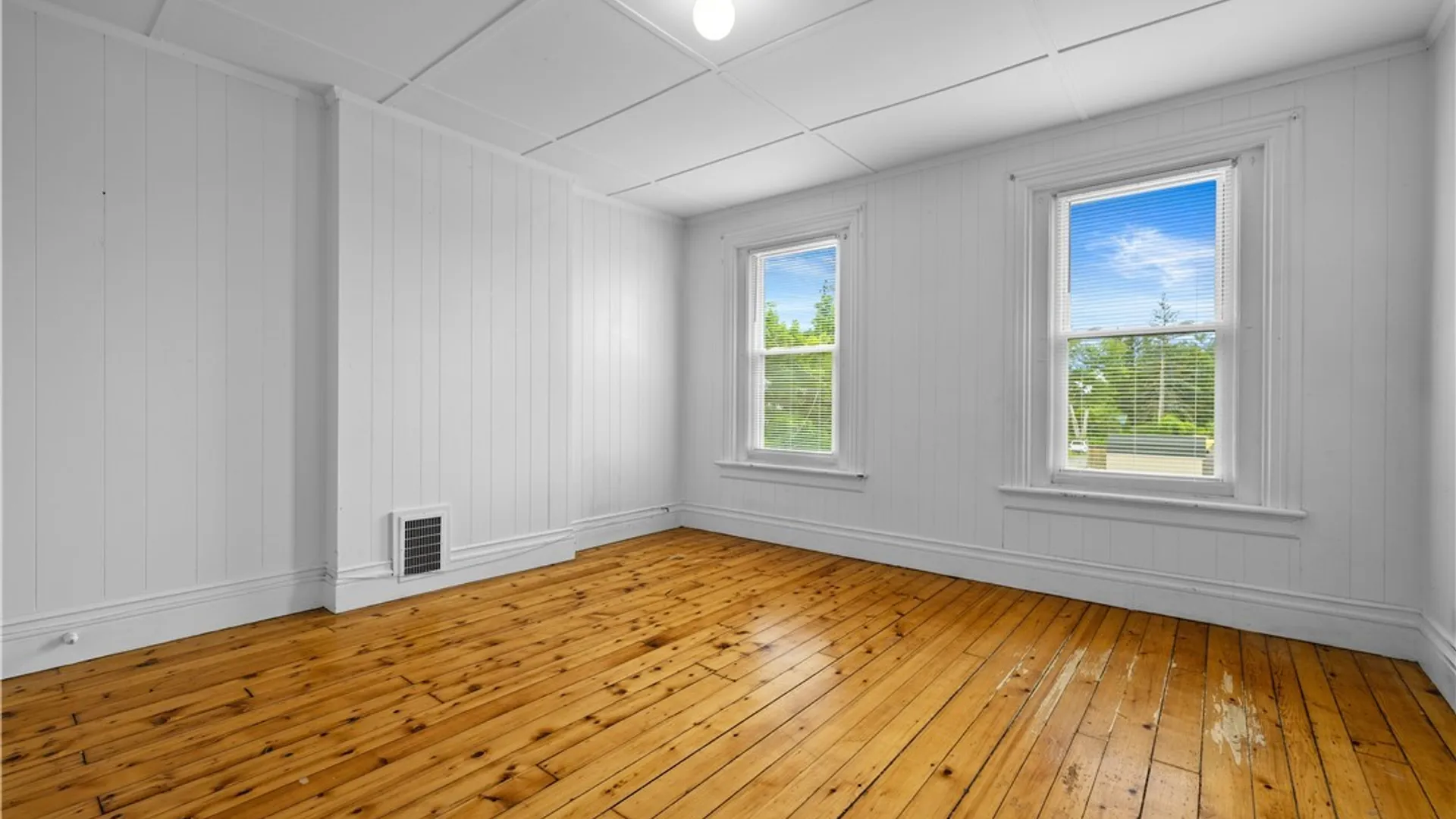 Property at 913 Kellogg Avenue, Utica, NY 13502 37