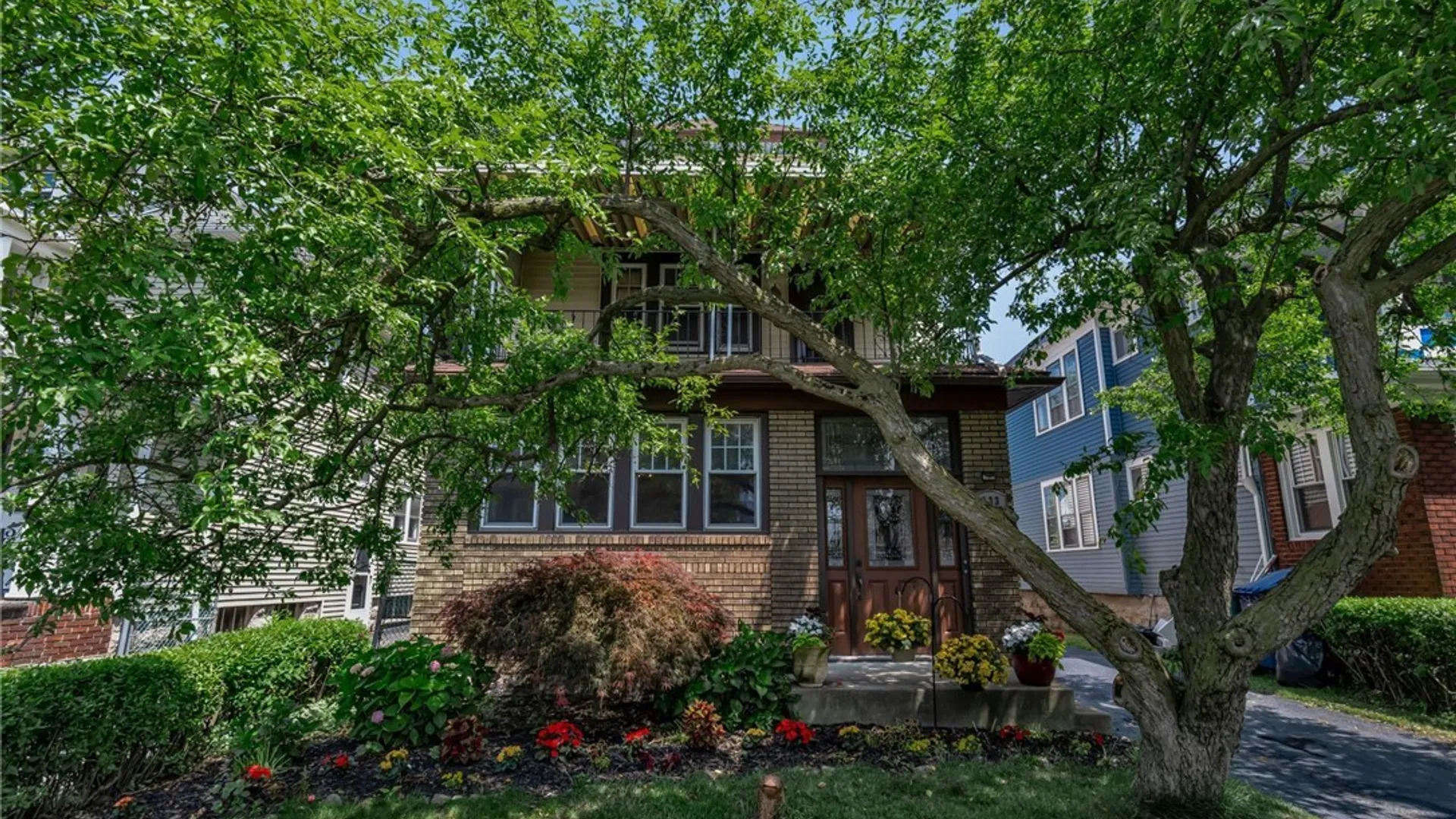 Property at 333 North Drive, Buffalo, NY 14216 3