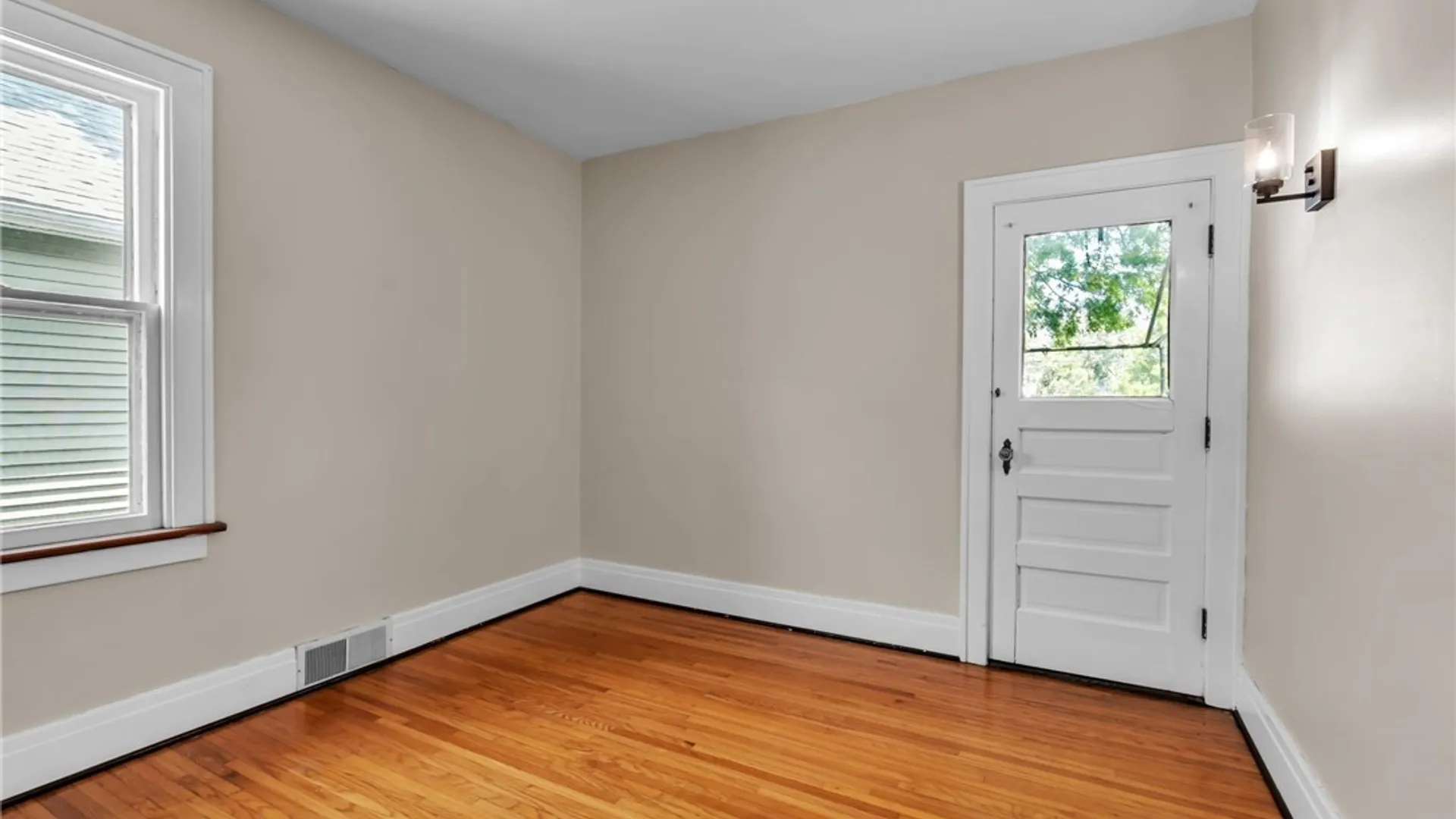 Property at 333 North Drive, Buffalo, NY 14216 37