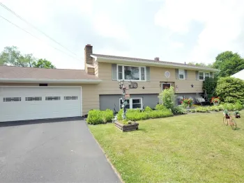 Property at 261 Oriole Drive, Horseheads, NY 14845