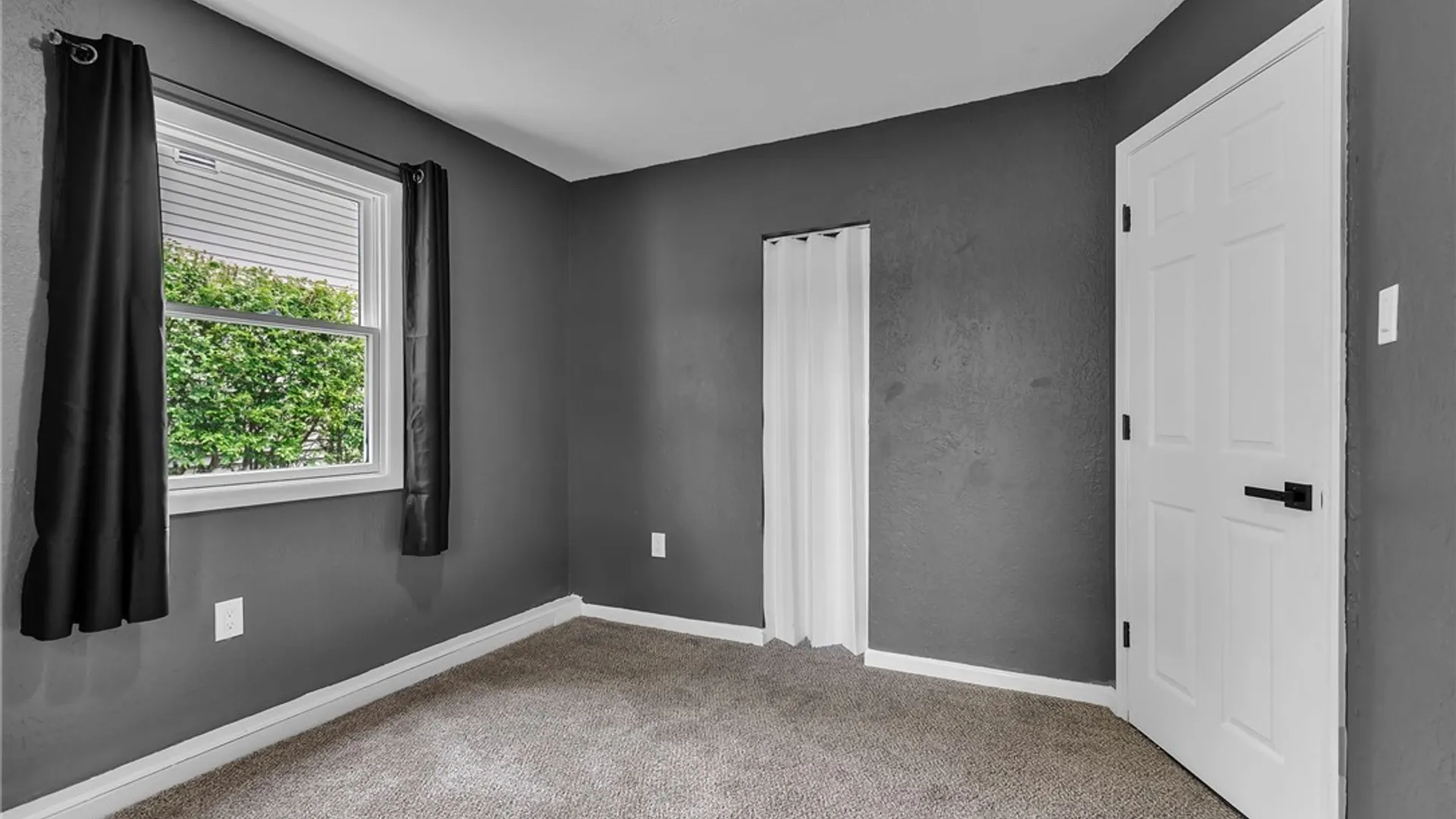 Property at 558 Loretta Street, Tonawanda, NY 14150 17