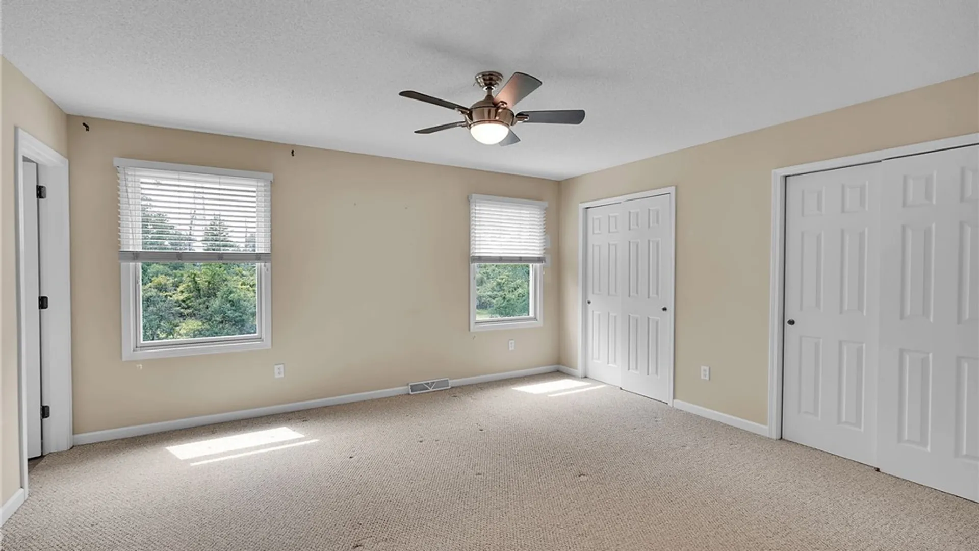 Property at 43 Caldwell Drive, West Seneca, NY 14224 23