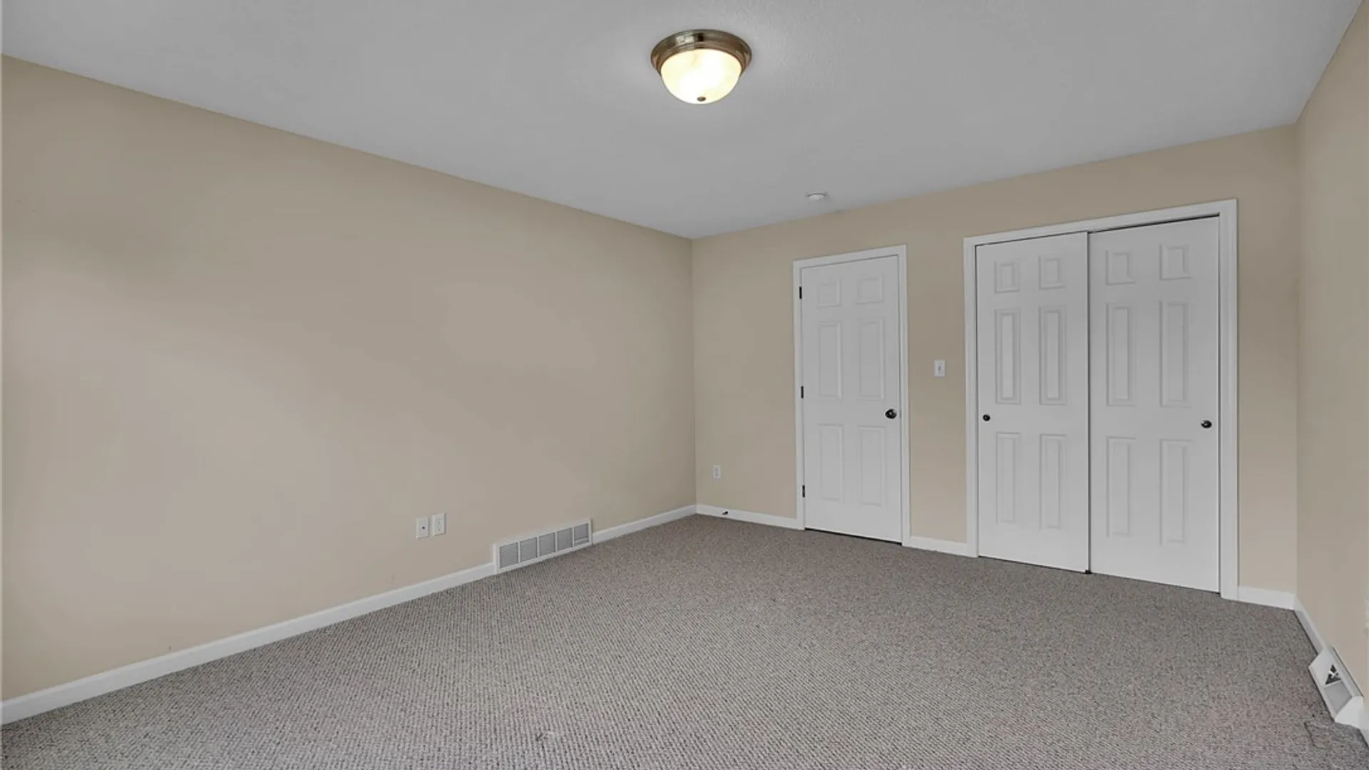 Property at 43 Caldwell Drive, West Seneca, NY 14224 28