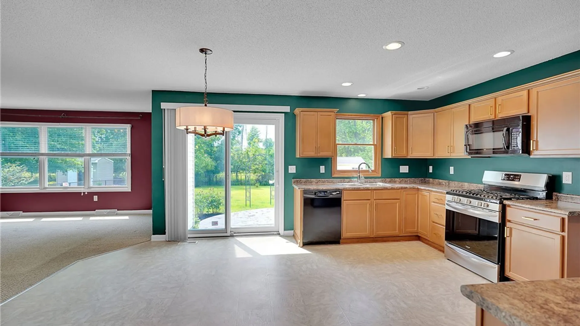 Property at 43 Caldwell Drive, West Seneca, NY 14224 3