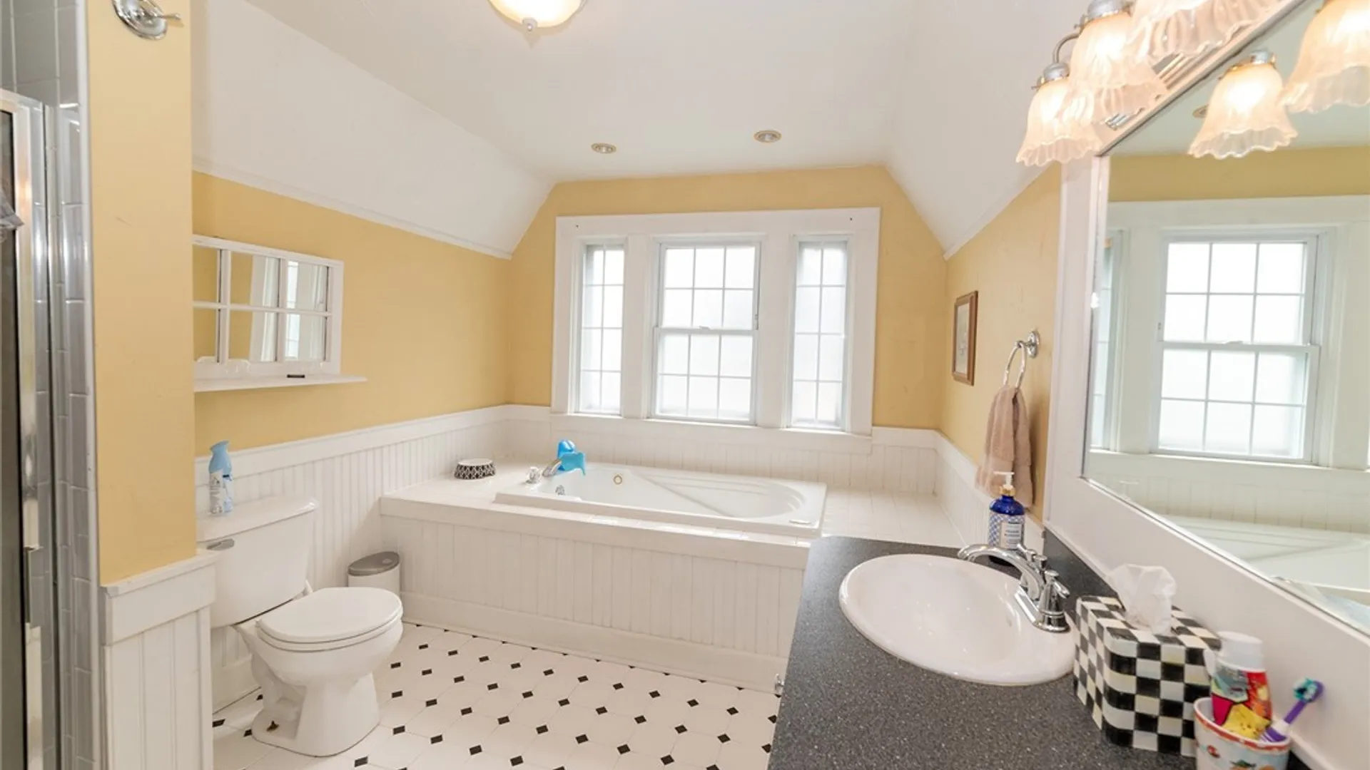 Property at 100 Scoville Avenue, Syracuse, NY 13203 21