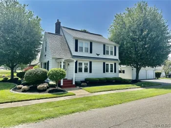 Property at 2921 Shenandoah Drive, Hamburg, NY 14075