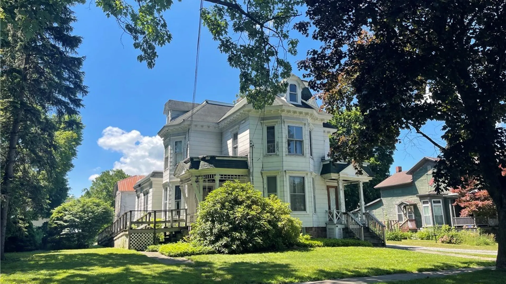 Property at 229 Park Avenue, Oneida, NY 13421 3