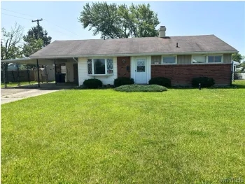 Property at 97 Schwegler Road, Grand Island, NY 14072