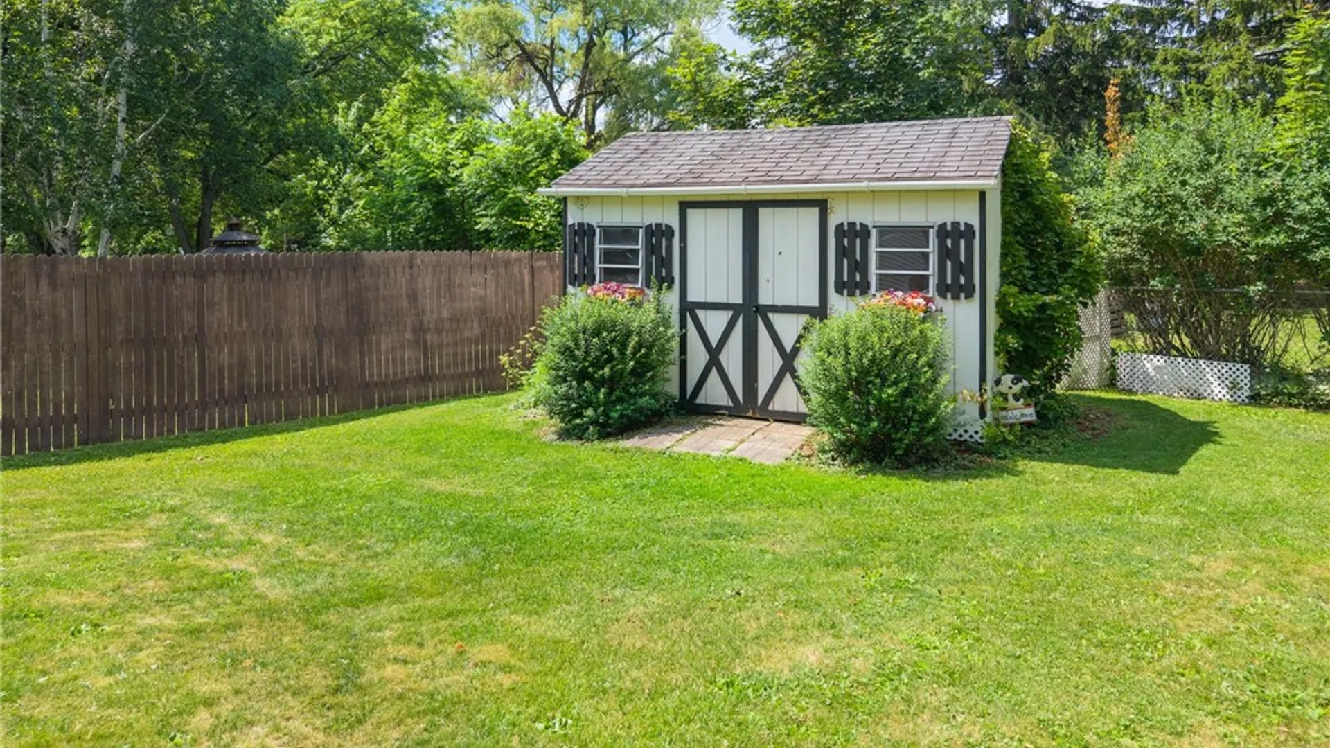 Property at 141 Parkway Drive, Cobleskill, NY 12043 45