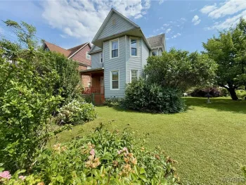 2821 Walnut Avenue, Niagara Falls, NY 14301