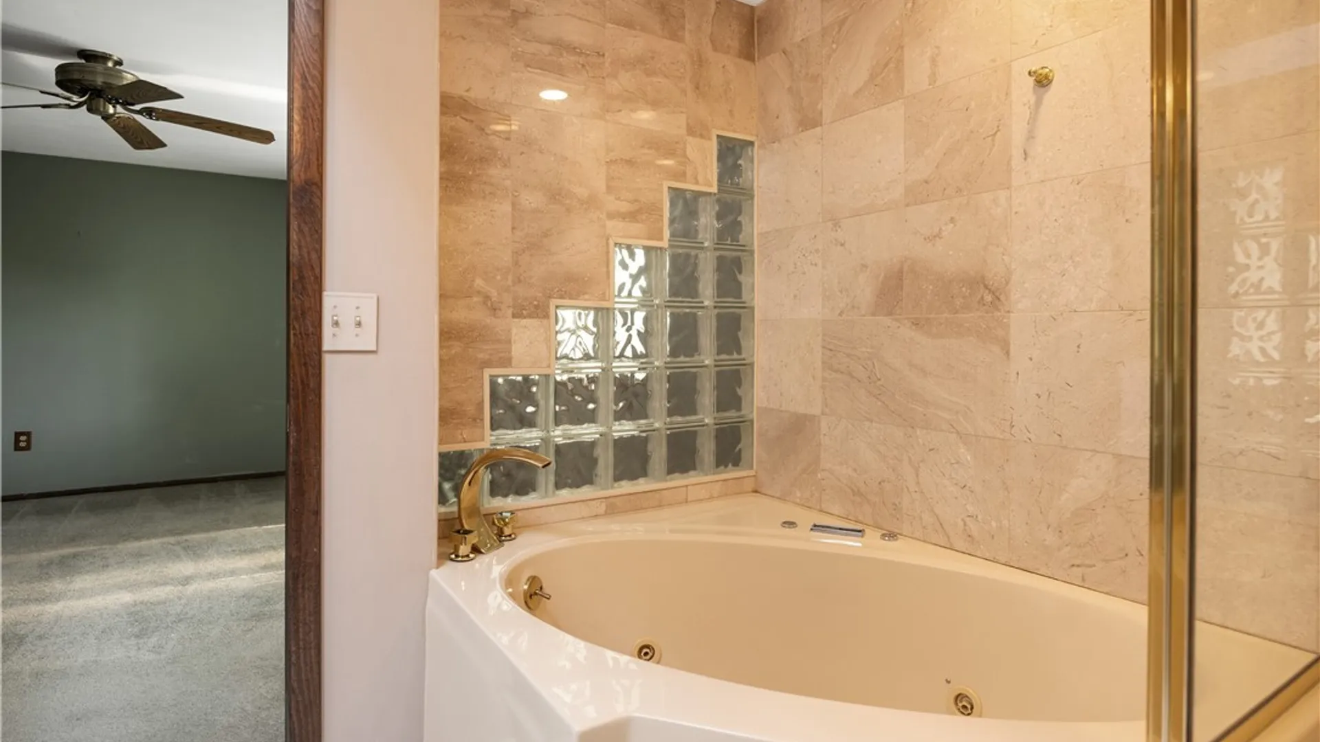 Property at 8027 Thyme Circle, Clay, NY 13090 21