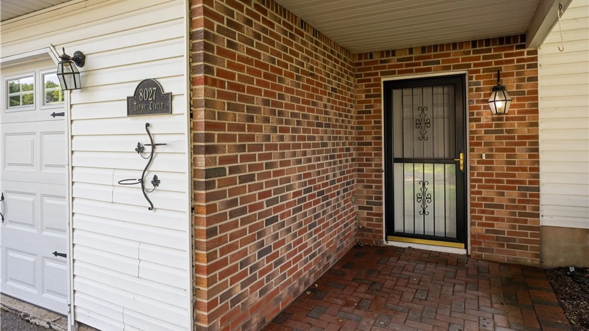 Property at 8027 Thyme Circle, Clay, NY 13090 3