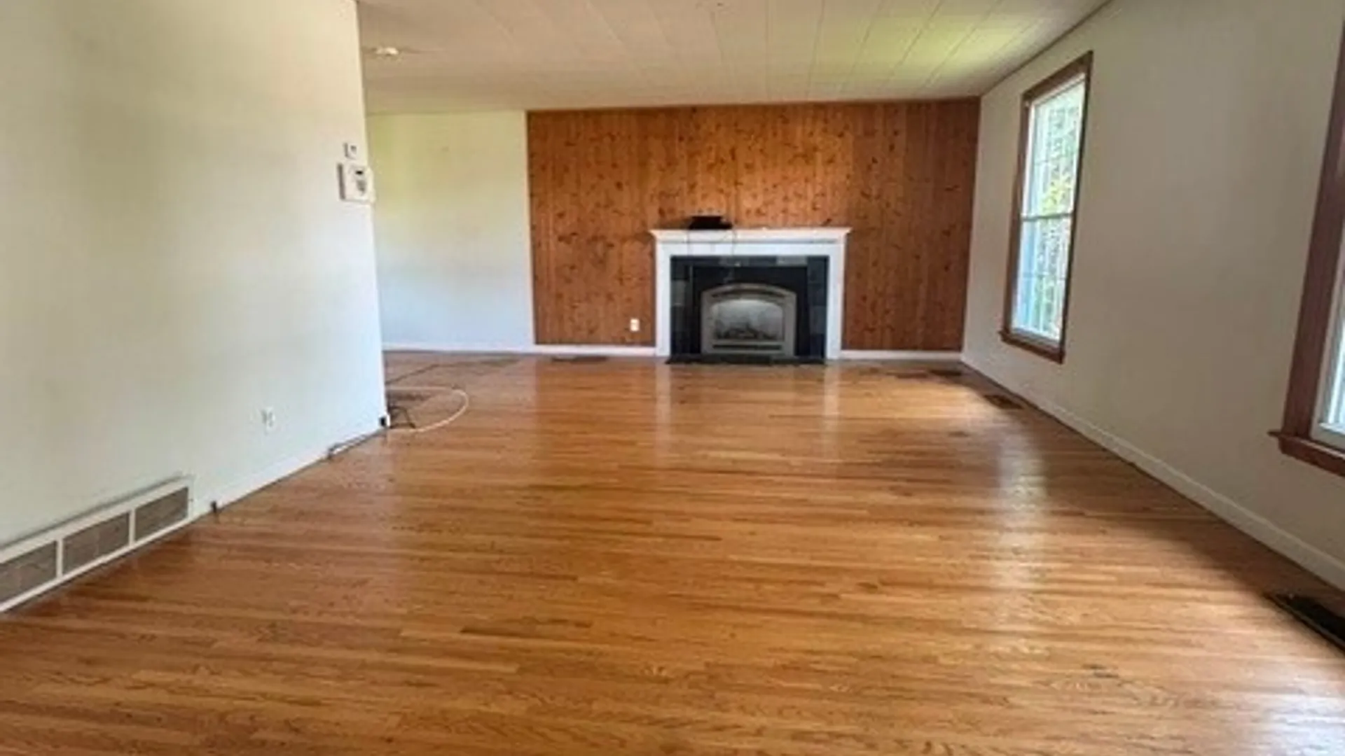 Property at 632 Ohio Avenue, North Tonawanda, NY 14120 5