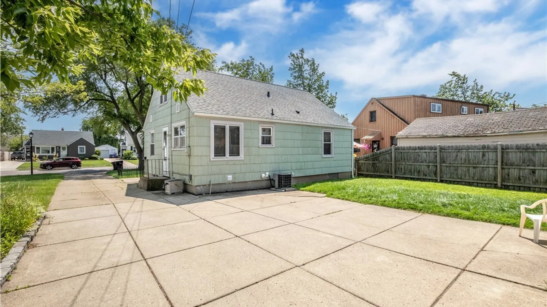 Property at 1852 Parker Blvd, Tonawanda, NY 14150 10