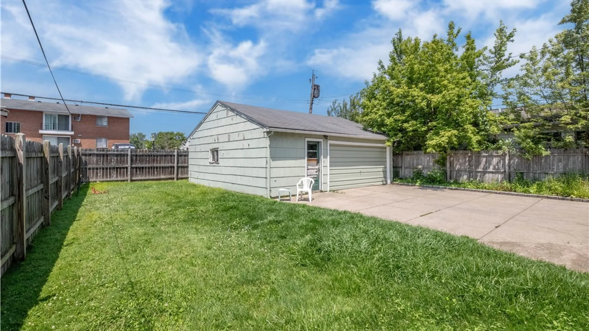 Property at 1852 Parker Blvd, Tonawanda, NY 14150 15