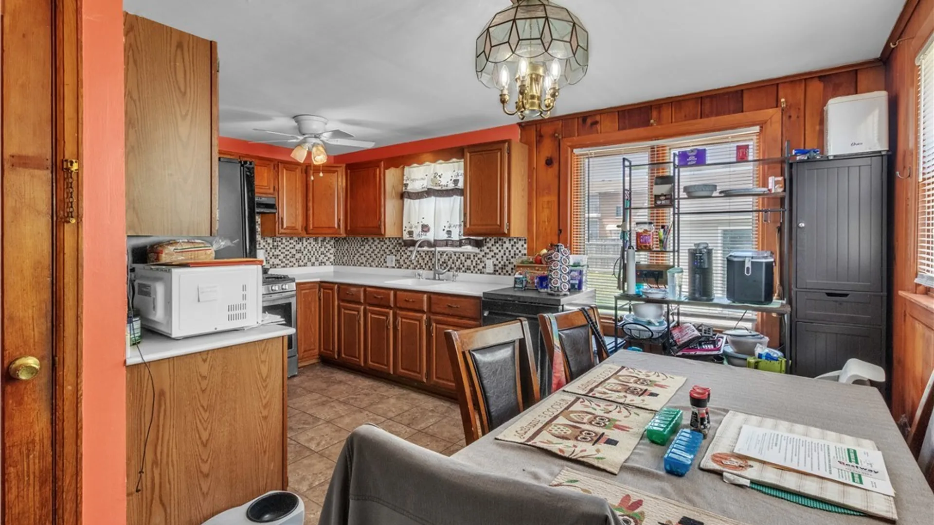 Property at 1852 Parker Blvd, Tonawanda, NY 14150 25