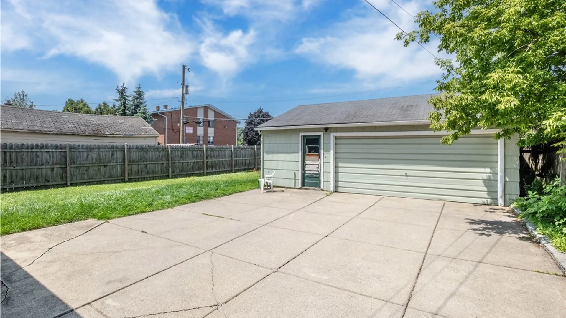 Property at 1852 Parker Blvd, Tonawanda, NY 14150 8