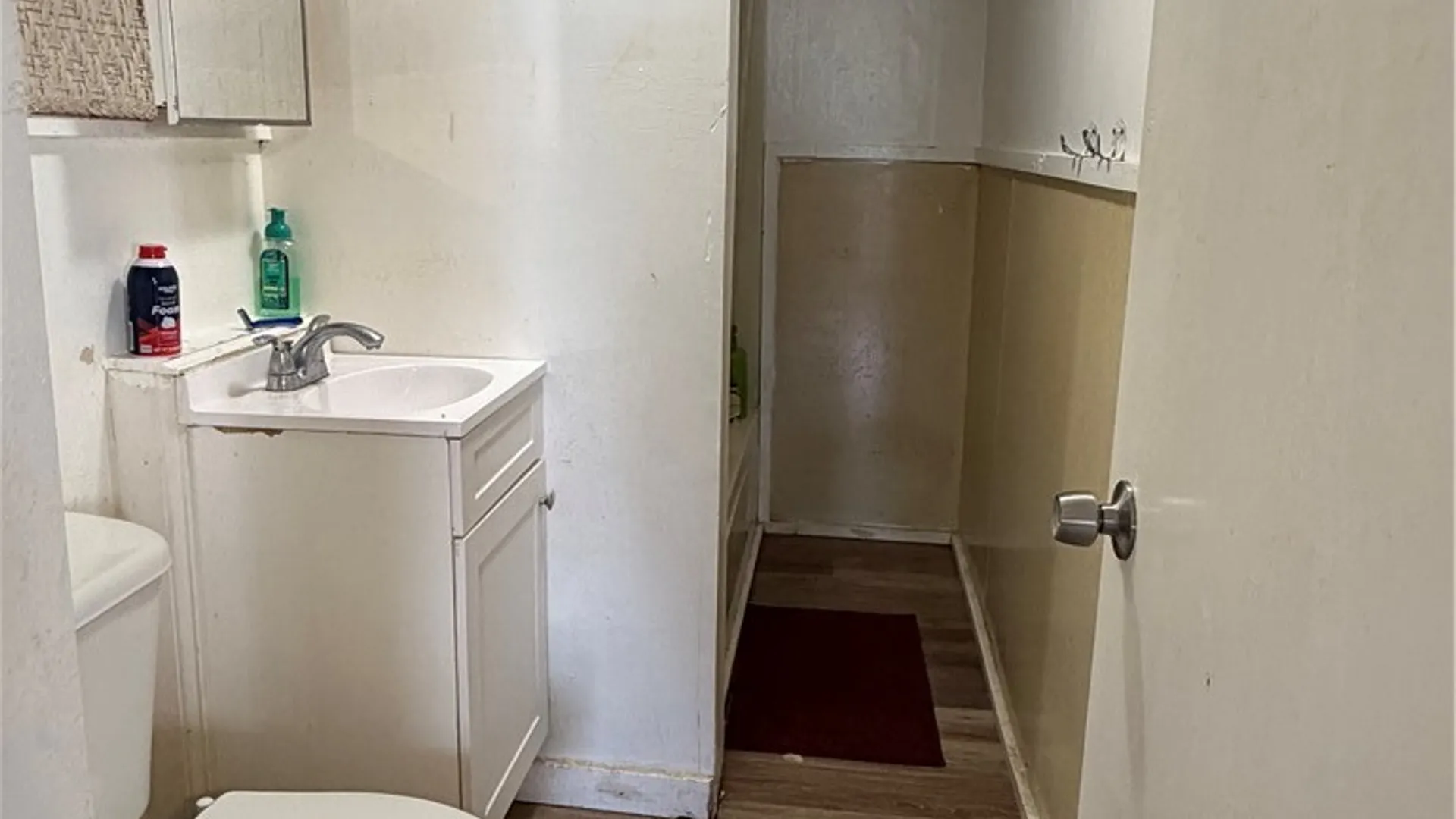 Property at 110 Harding Place, Utica, NY 13501 15