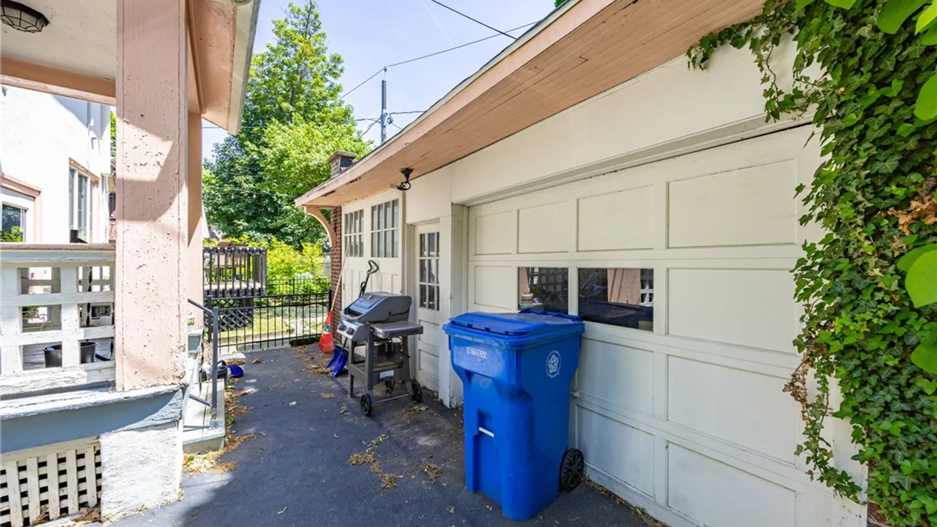 Property at 20 Calumet St, Rochester, NY 14610 24