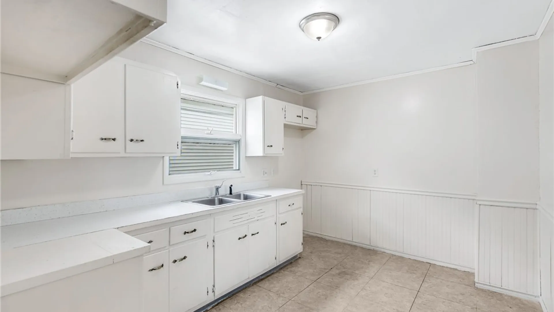 Property at 199 Hastings Avenue, Buffalo, NY 14215 12
