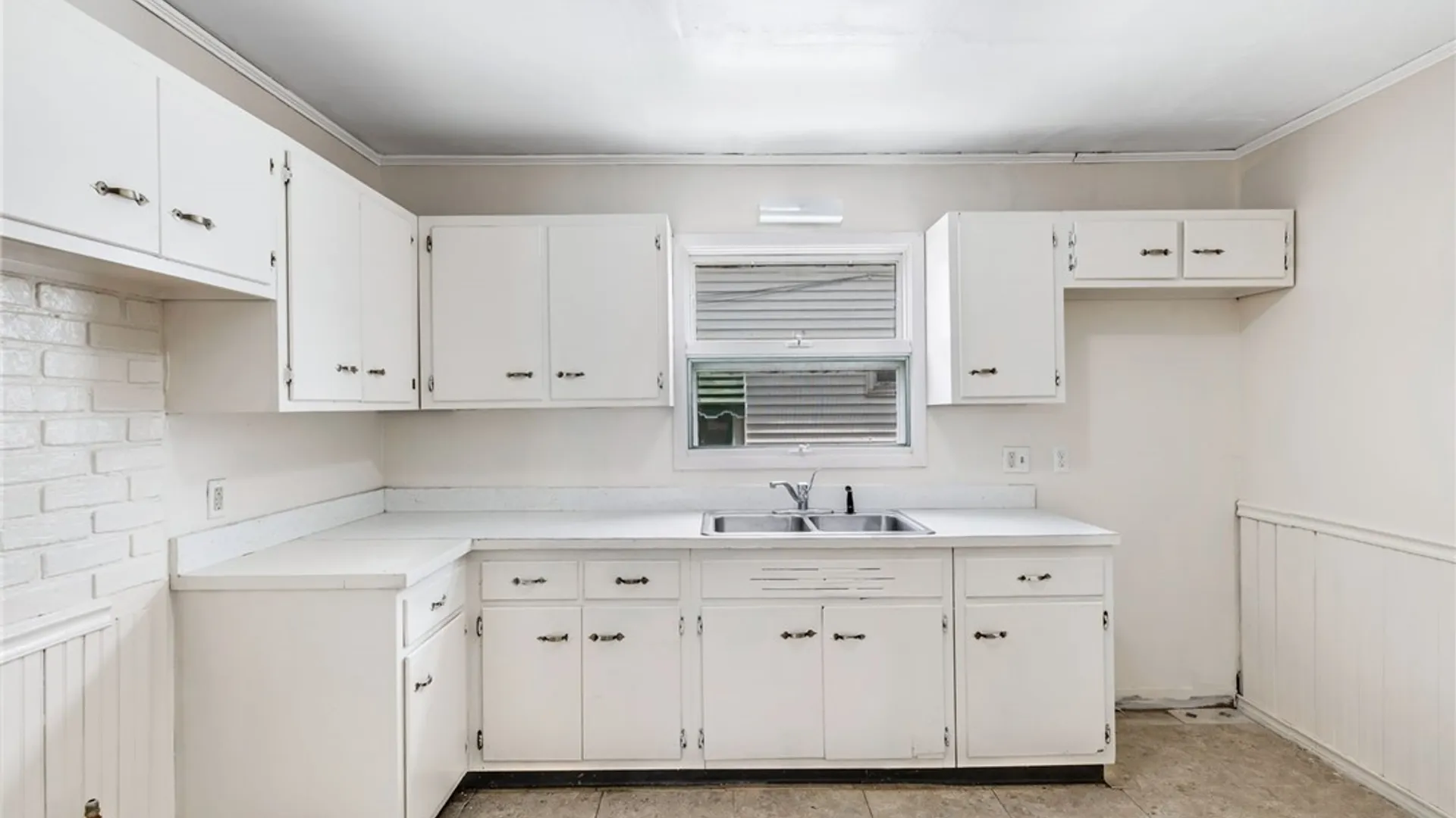 Property at 199 Hastings Avenue, Buffalo, NY 14215 13