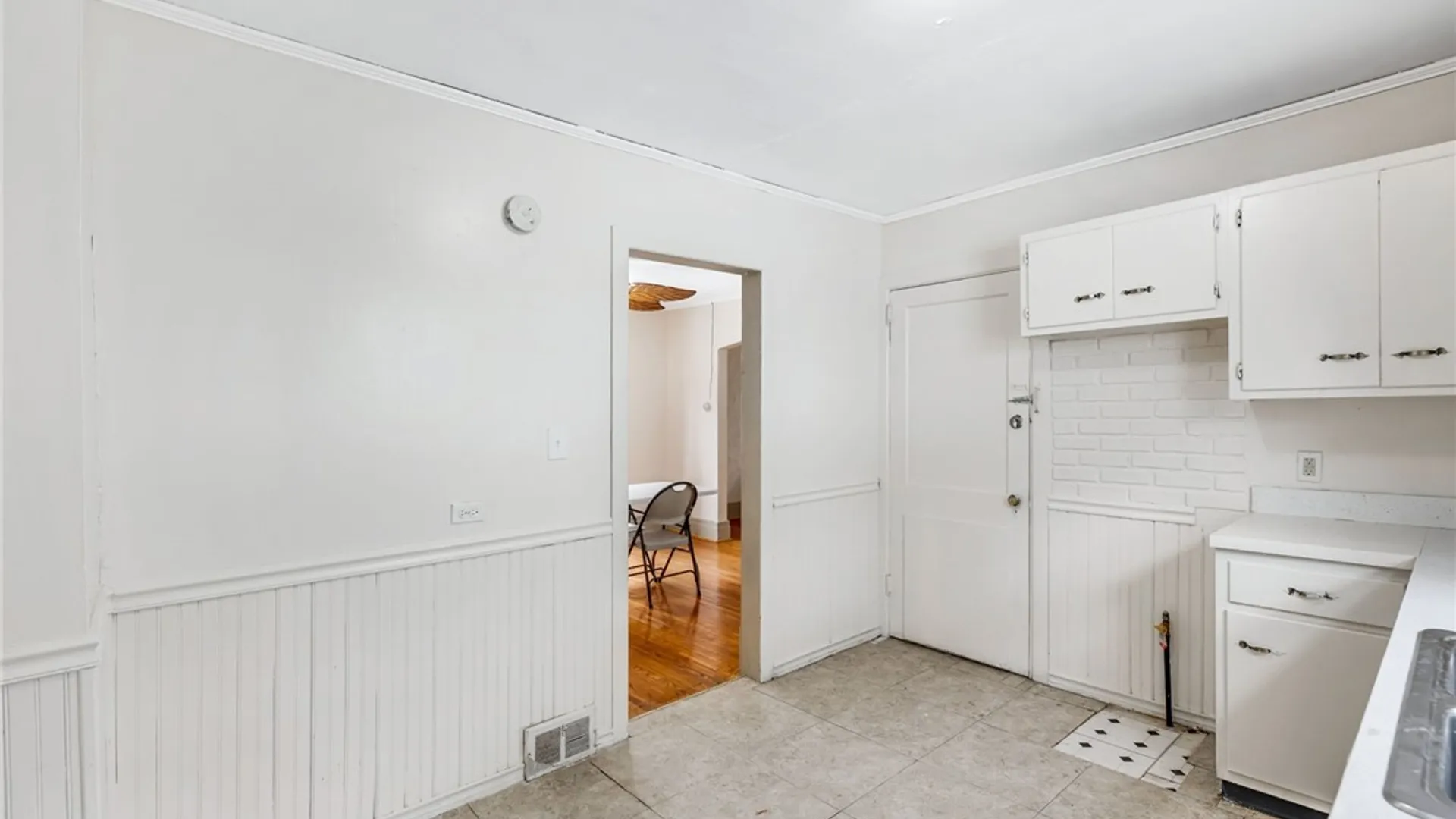 Property at 199 Hastings Avenue, Buffalo, NY 14215 17