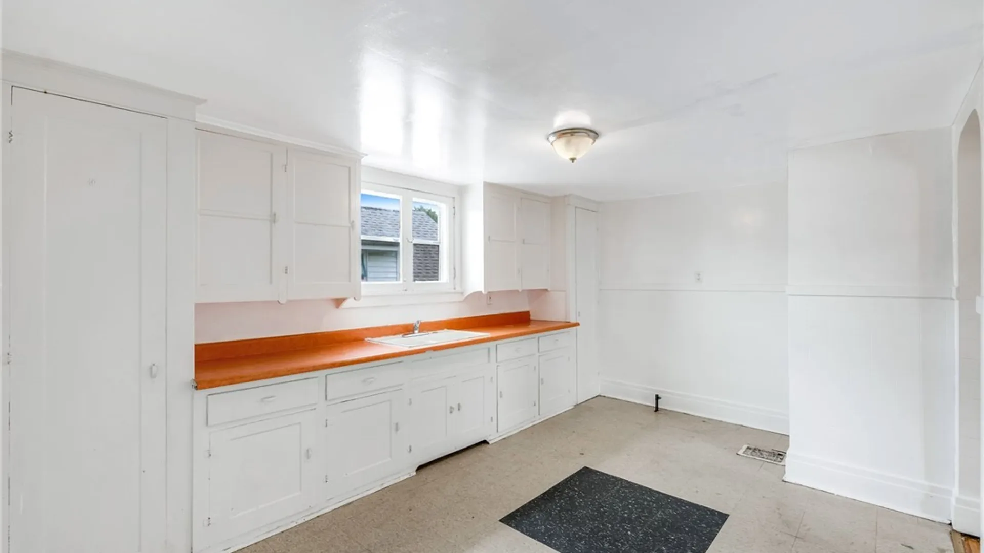 Property at 199 Hastings Avenue, Buffalo, NY 14215 18