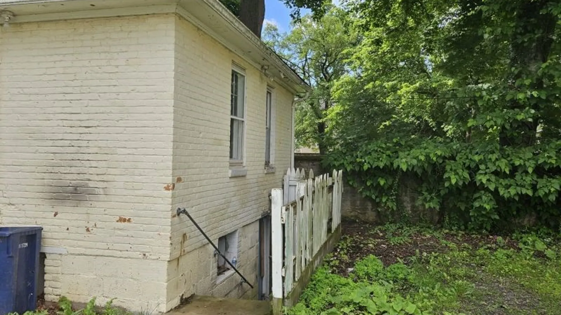 Property at 141 Pine Street, Lockport City, NY 14094 5