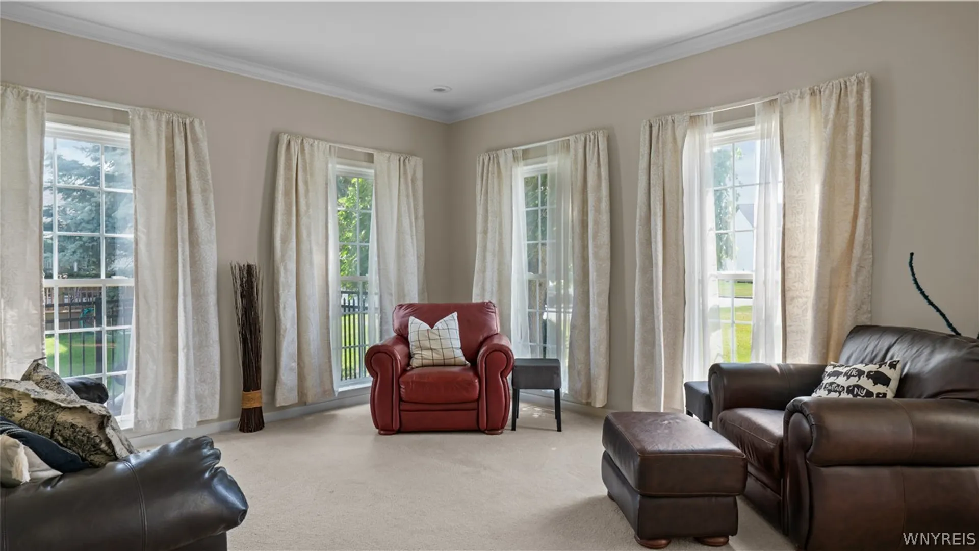 Property at 6225 Country Walk Court, Clarence, NY 14032 9