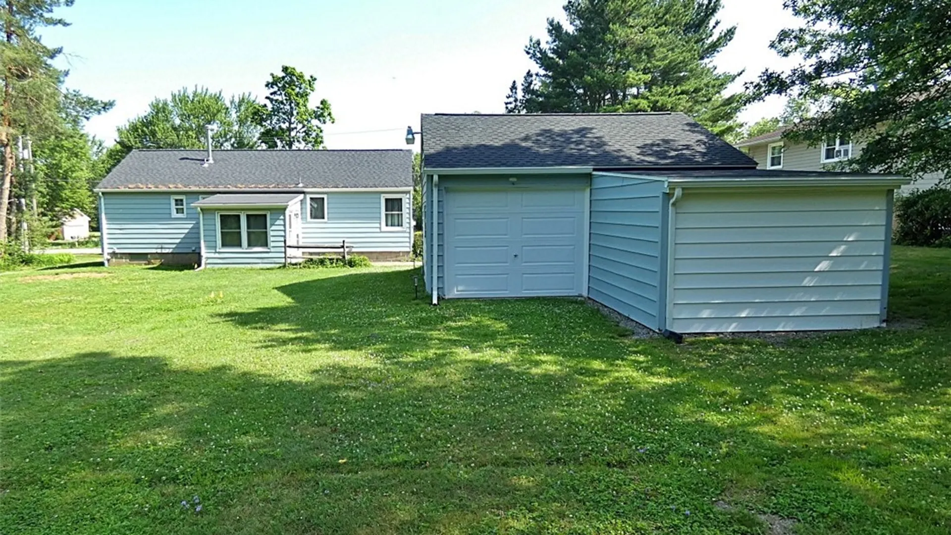 Property at 7399 Michael Road, Orchard Park, NY 14127 4