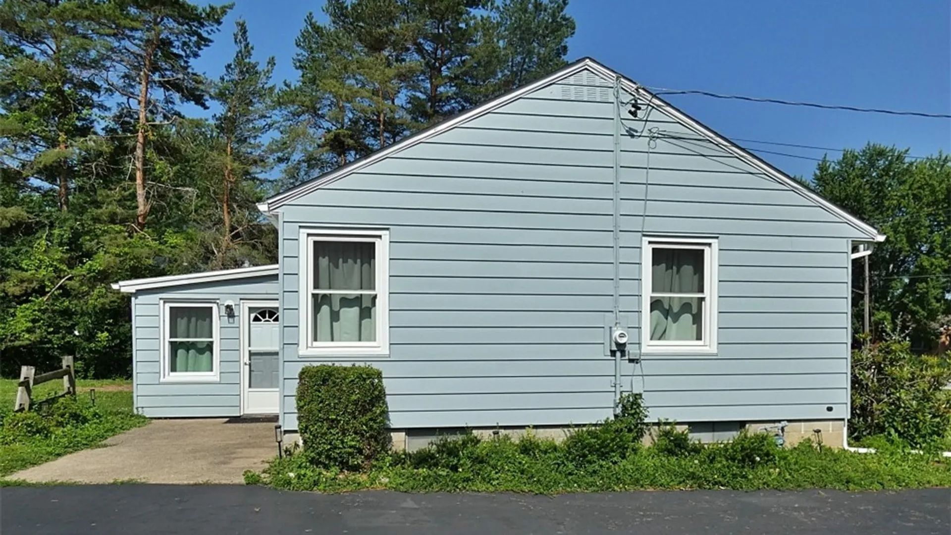 Property at 7399 Michael Road, Orchard Park, NY 14127 7