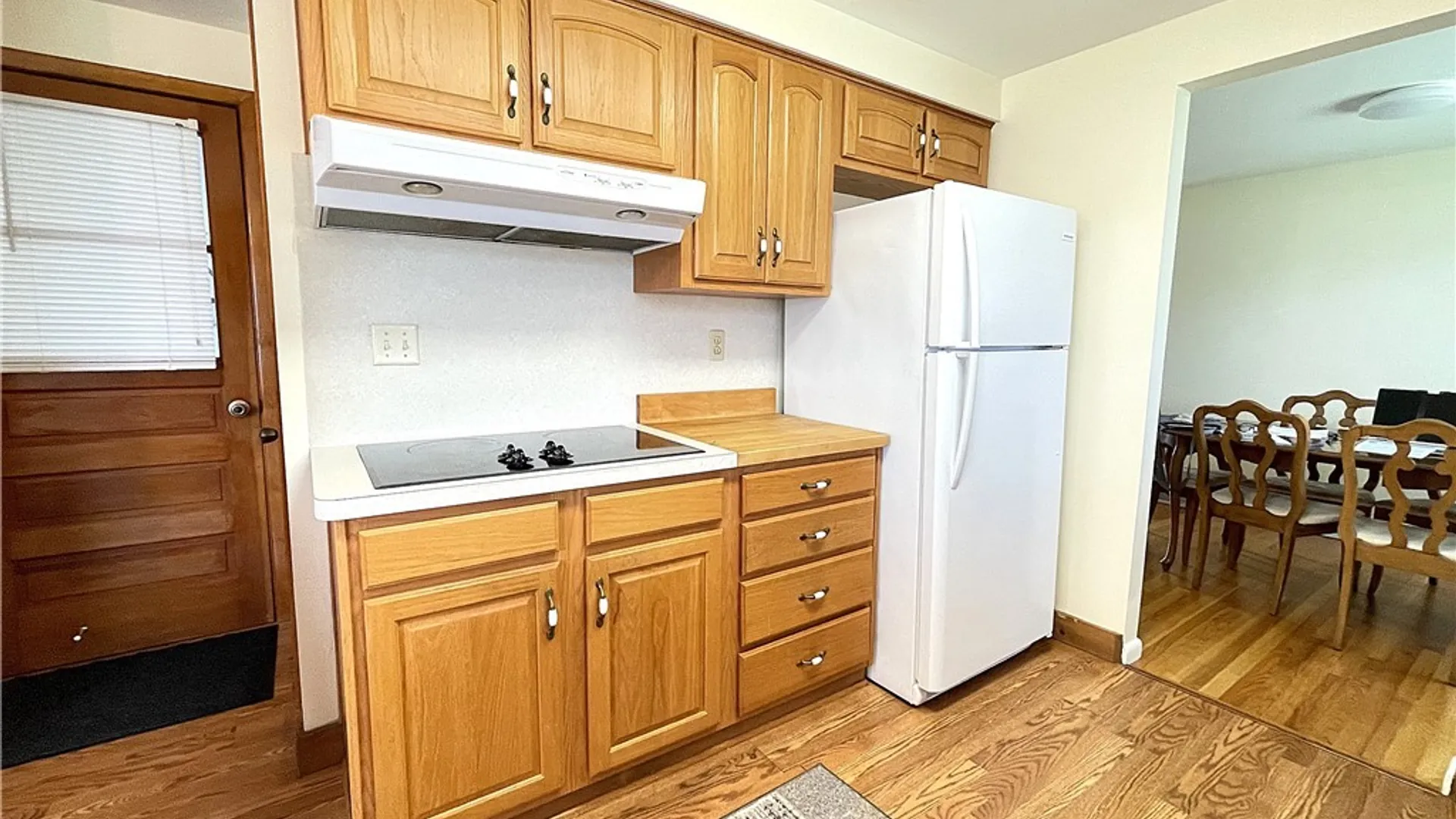 Property at 8135 Brookwood Drive, Cicero, NY 13039 12