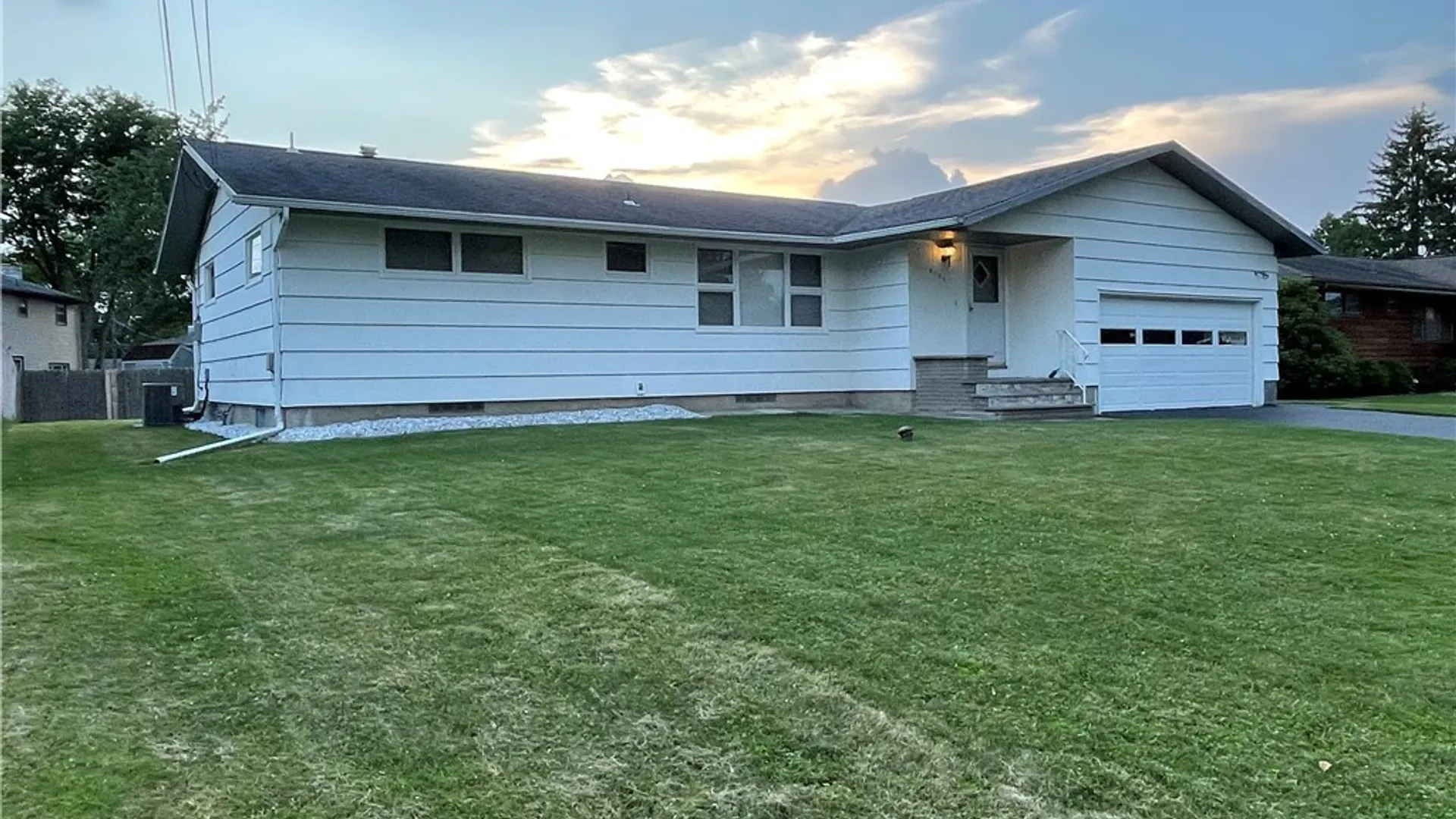 Property at 8135 Brookwood Drive, Cicero, NY 13039 35
