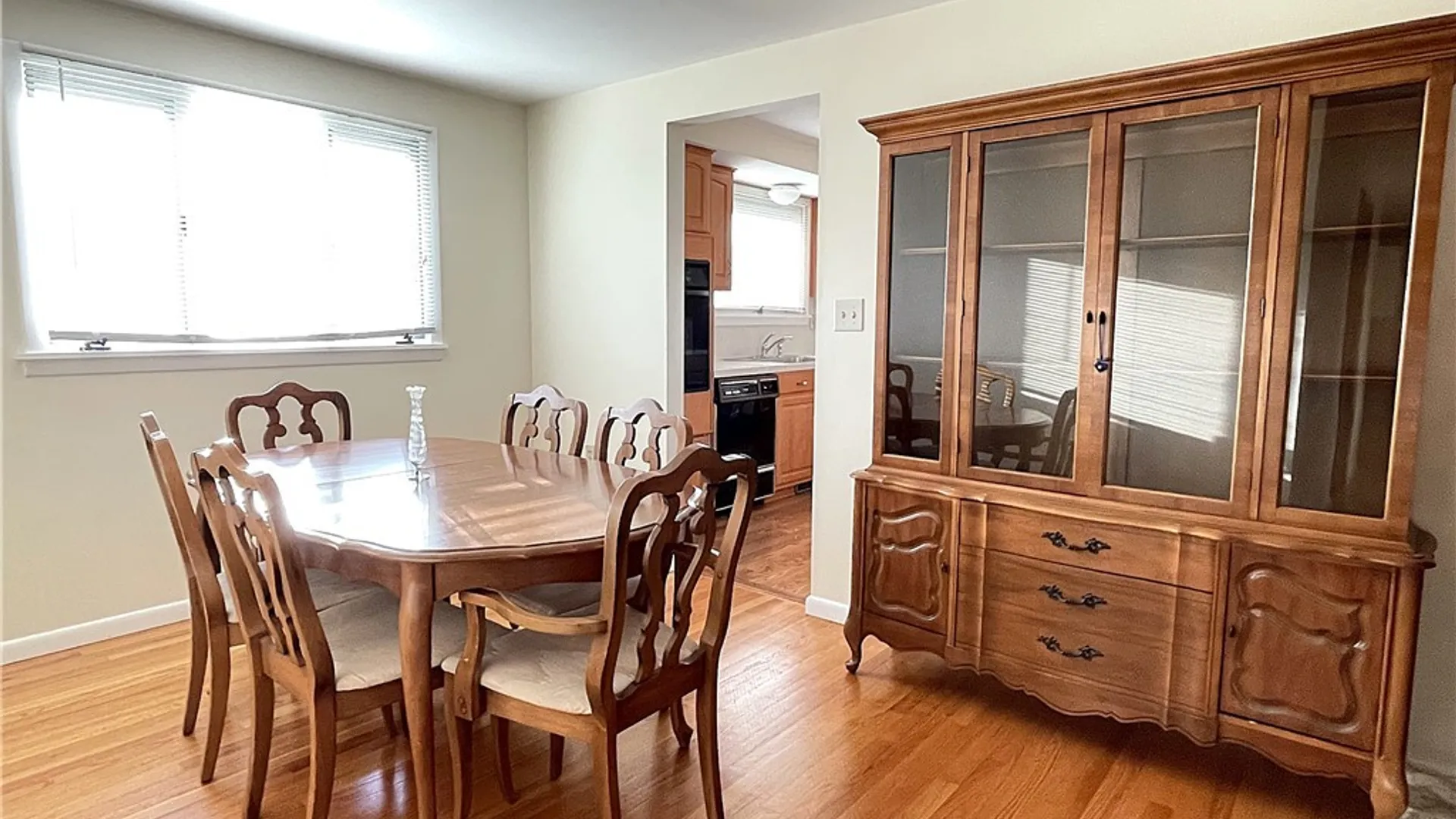 Property at 8135 Brookwood Drive, Cicero, NY 13039 9