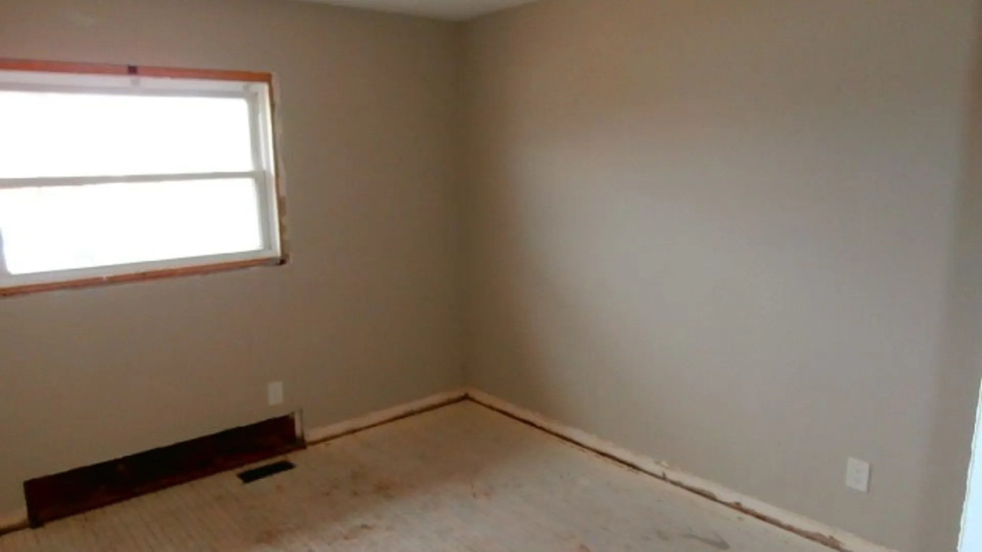 Property at 2394 Bedell Road, Grand Island, NY 14072 16