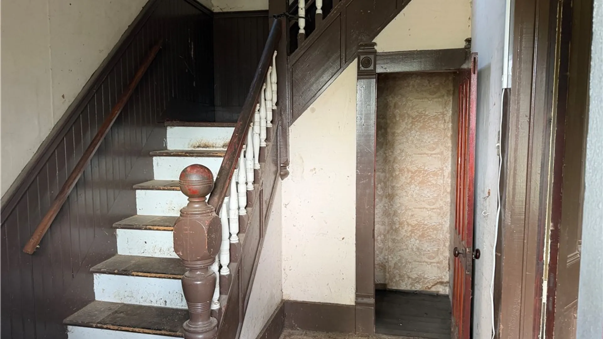 Property at 416 Mccool Avenue, DeWitt, NY 13057 2